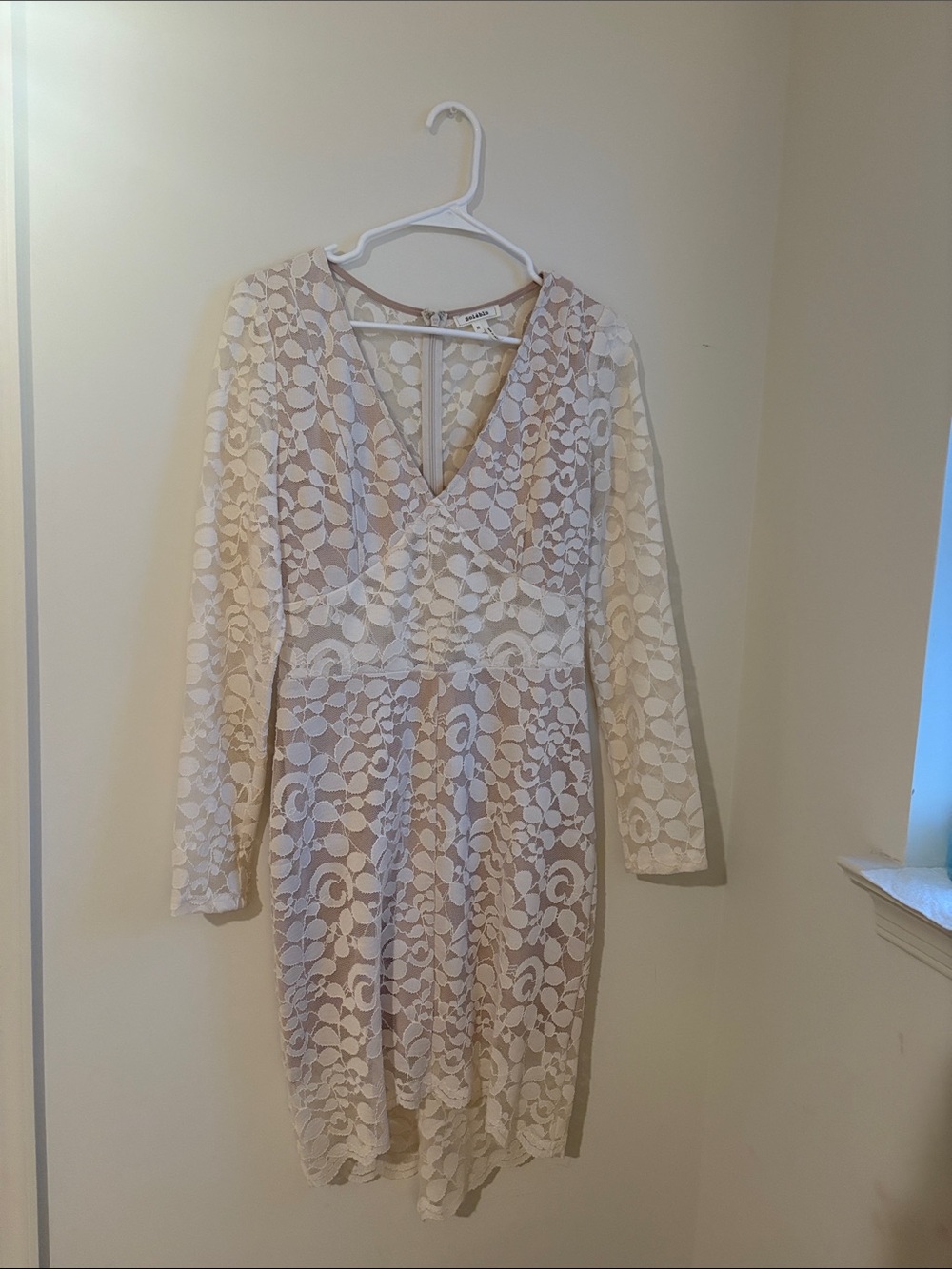 Soieblu Cream Lace Long Sleeve V-Neck Dress